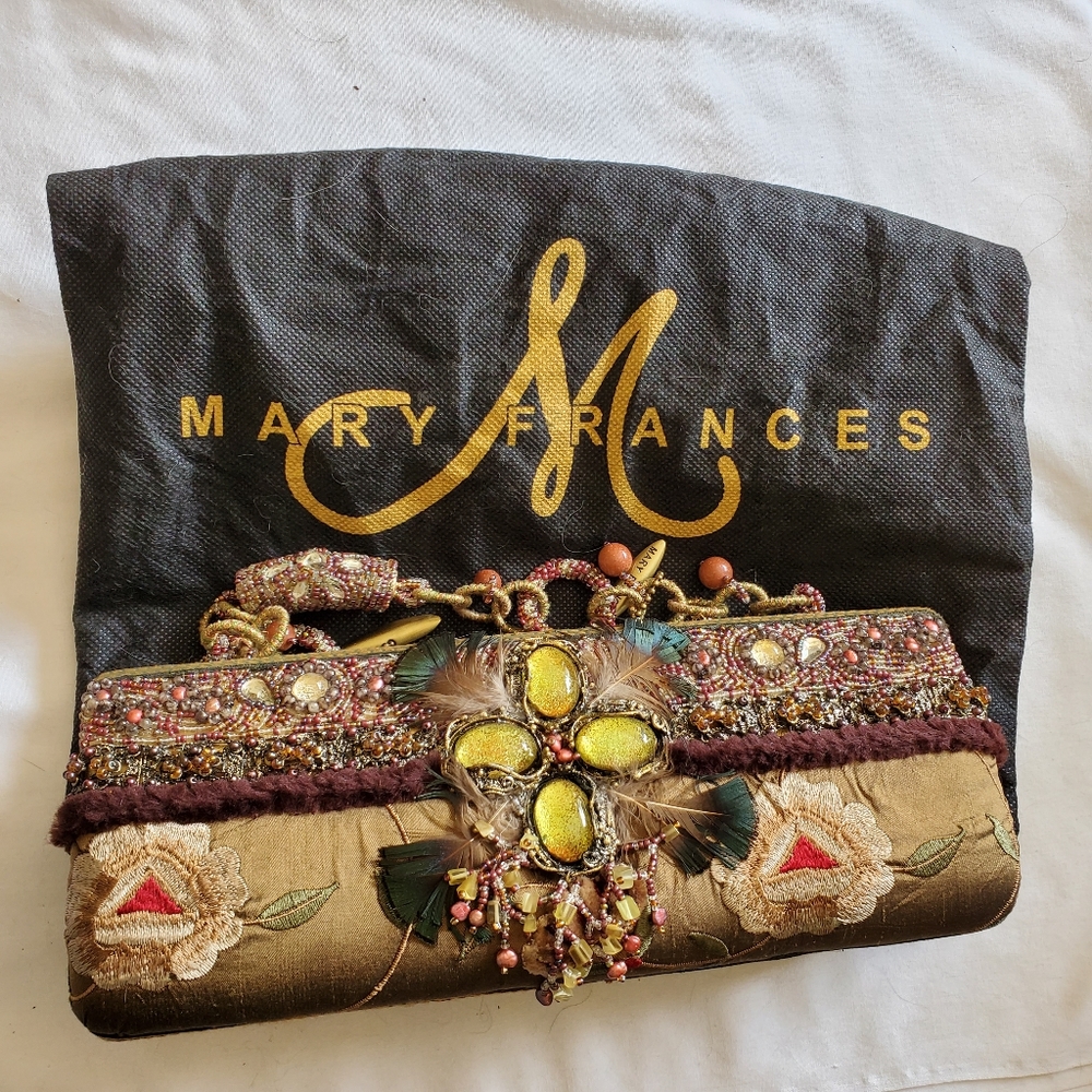 Mary Frances Embroidered Floral Beaded Bag